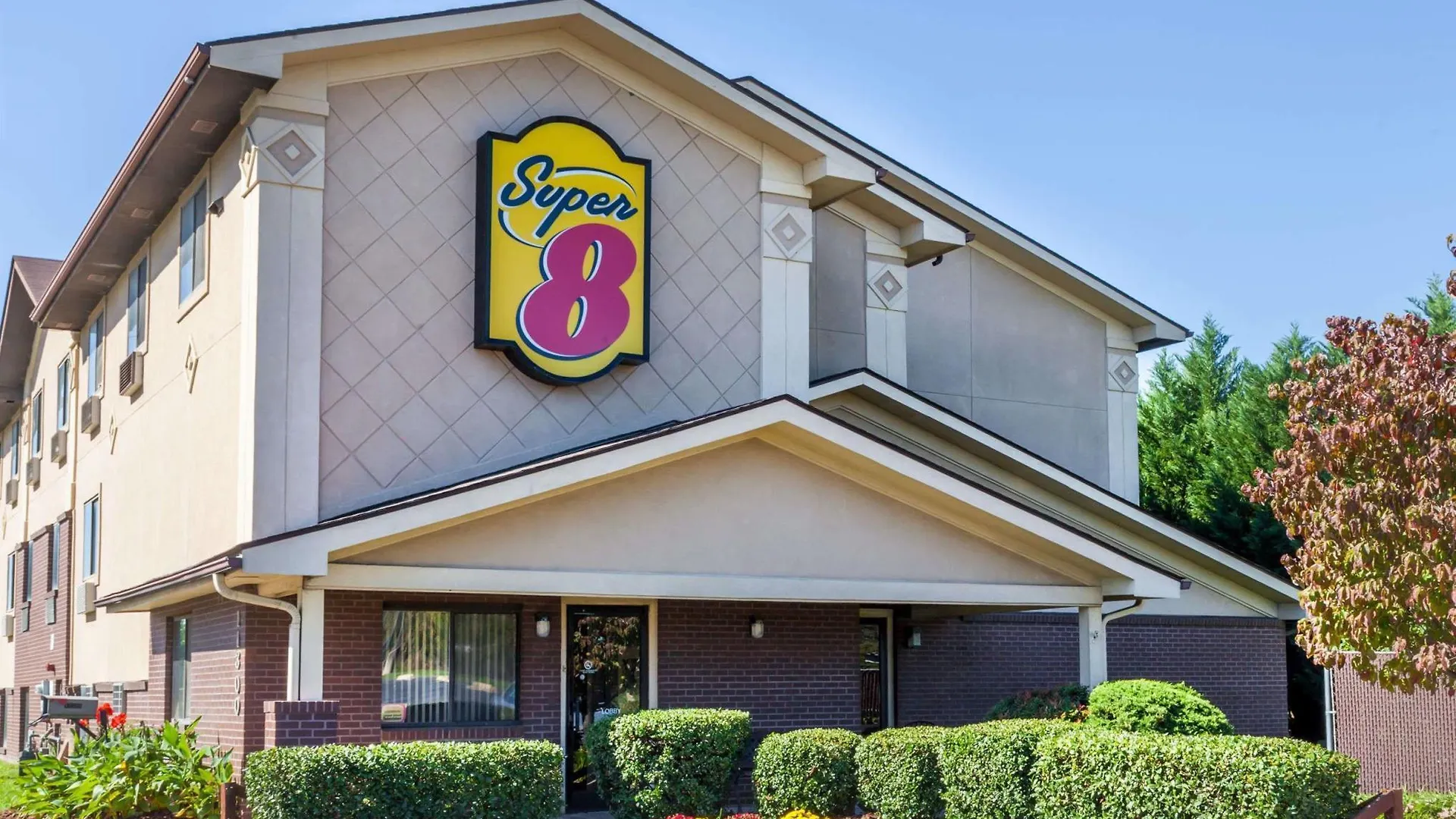 Super 8 By Wyndham Charlotte/Amusement Park Area Hotell USA